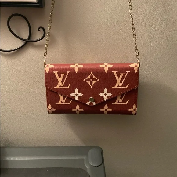 COPY - Handbag 🔥 - Picture 3 of 3